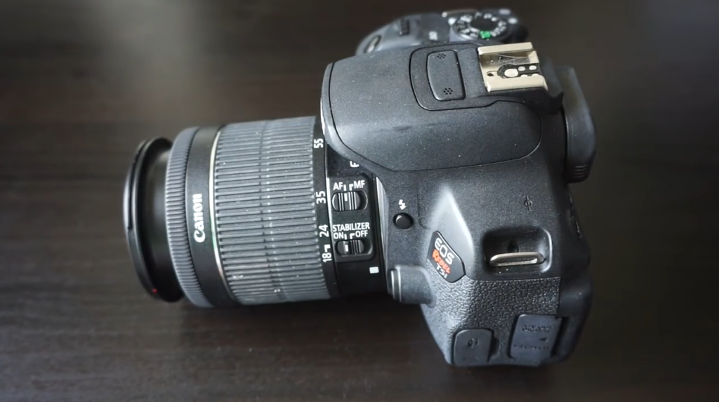 Comparison Between Pentax K-50 and Canon T5i