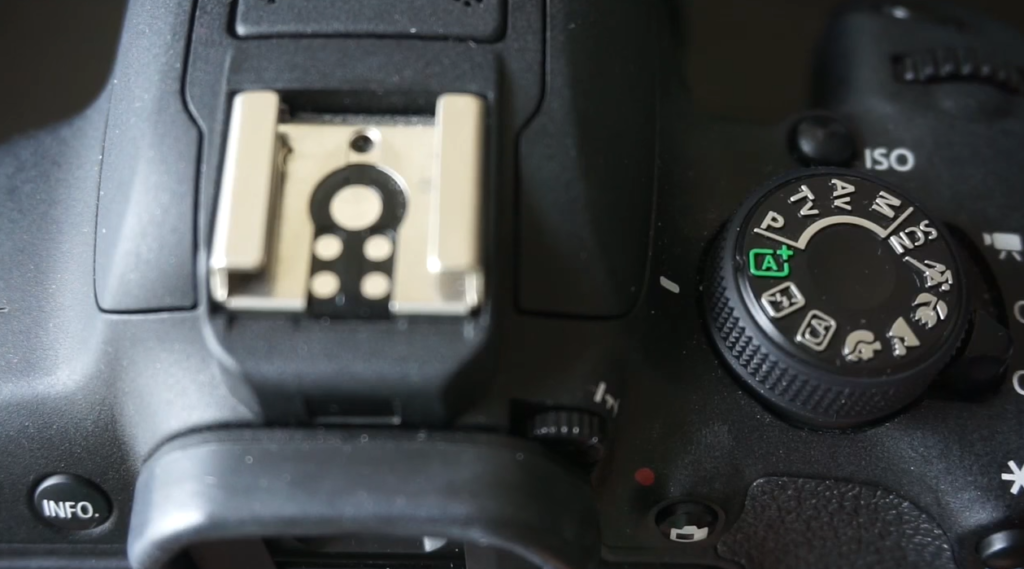 Comparison Between Pentax K-50 and Canon T5i