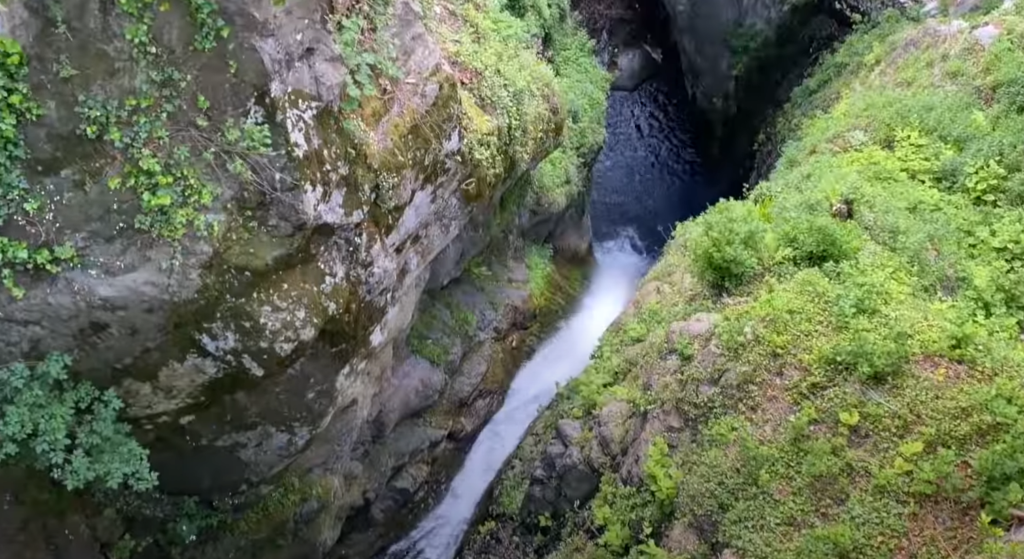 Beautiful Lake Photoshoot Ideas: