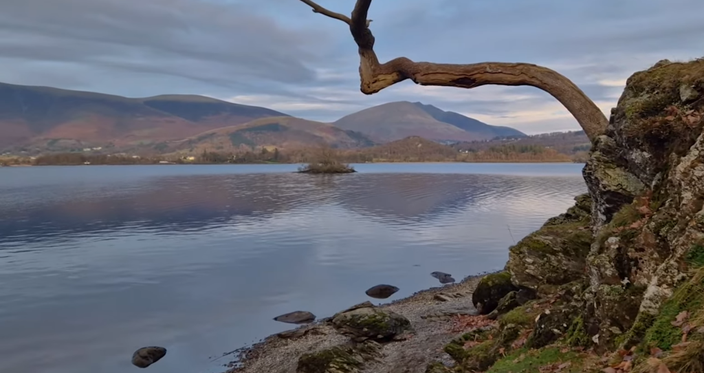 How To Photograph Water & Landscapes: Tips