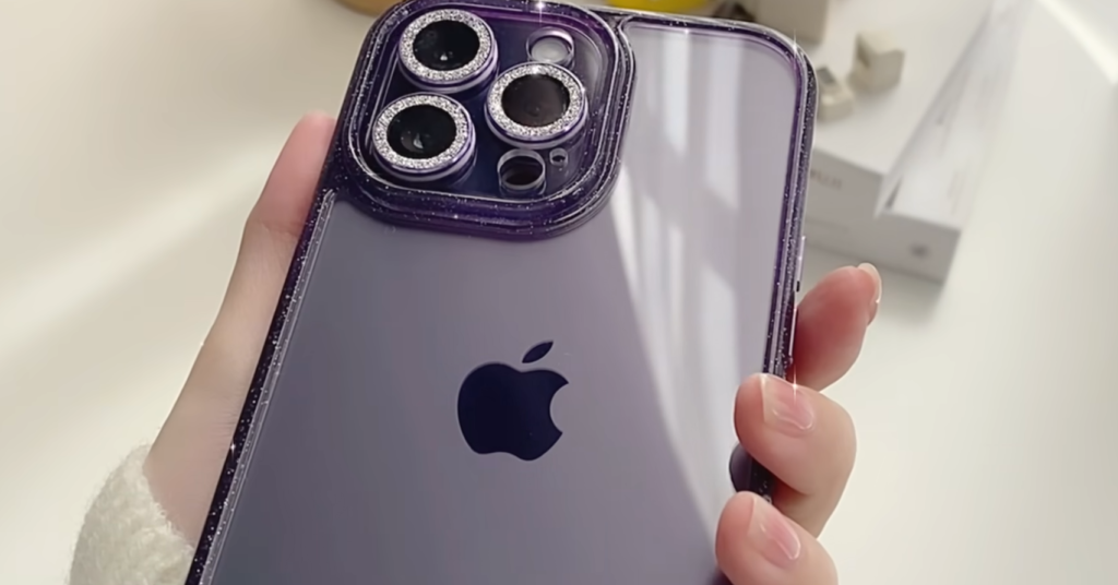 Should You Hashtag Your Instagram Stories?