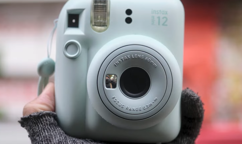 How to Take the Perfect Polaroid Selfie?