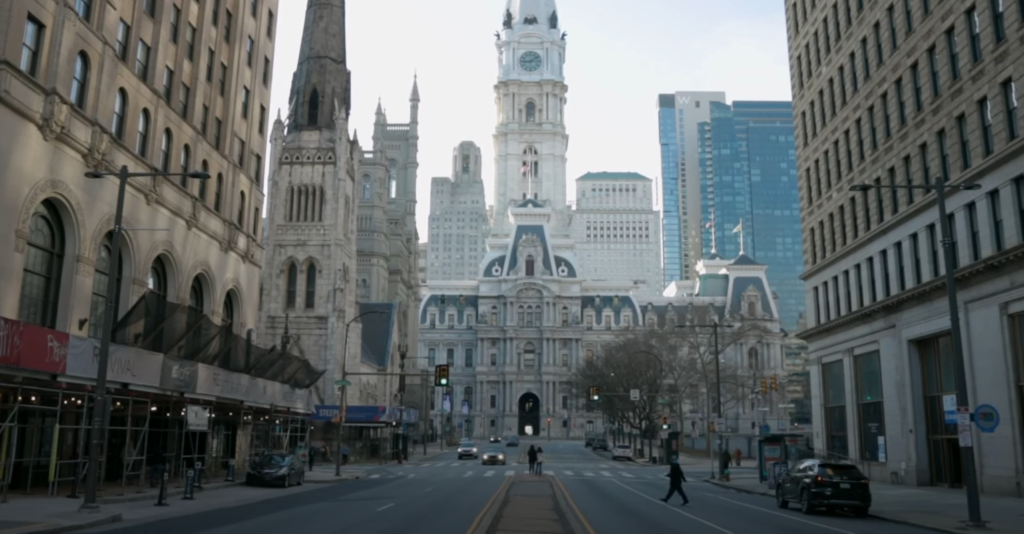 Know what vibe/mood you're going for with your selfie pose