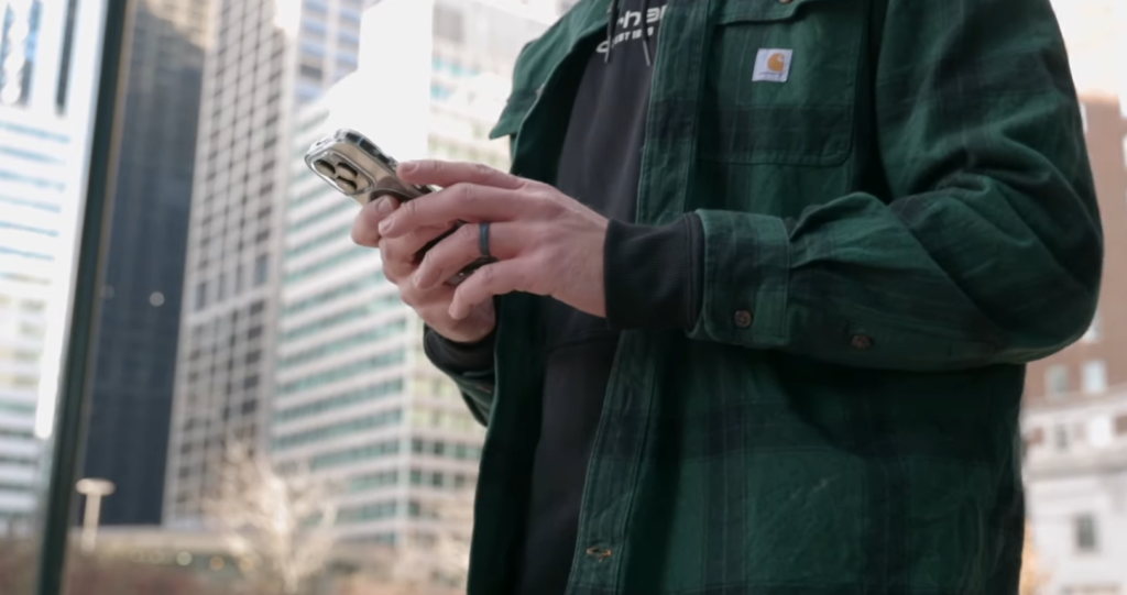 Not satisfied? Here are more awesome selfie-posing tips