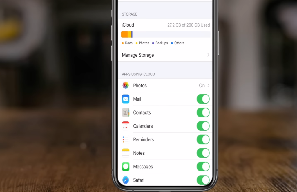 Turn off iCloud Photos on one device