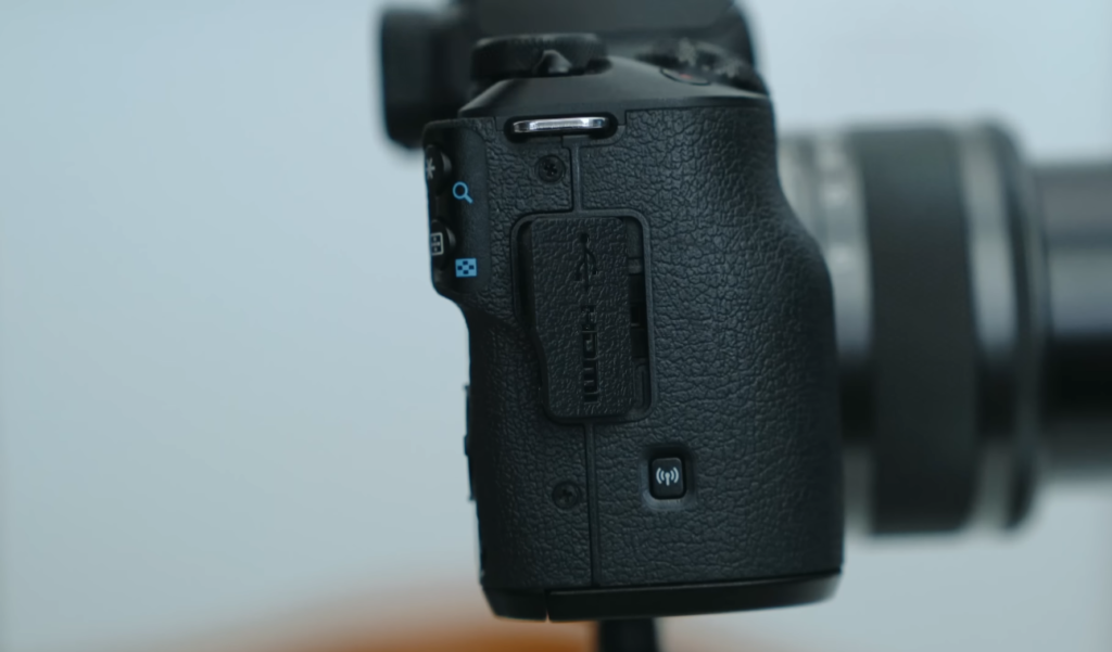 What USB Cable Do I Need to Use My Canon EOS M50 as a Webcam?